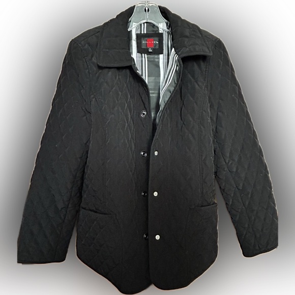 Gallery Lightweight Jacket - Picture 1 of 4